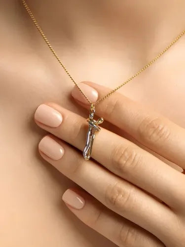 The Hug Necklace
